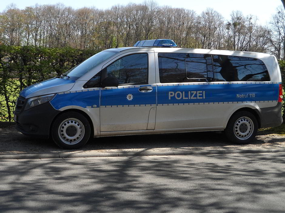 Polizeiauto - Bild von Zorro4 auf Pixabay