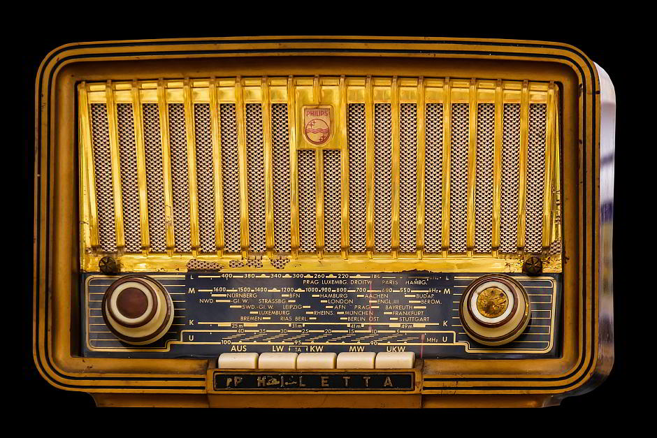 Ein Radio - Bild von Gerhard auf Pixabay